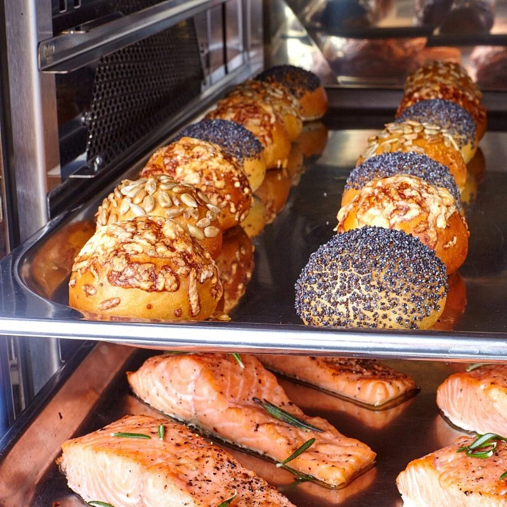 Аппарат паров.-конвект. эл. кух. ПКА 6-1/1ВМ2 (инжекц., 6 GN 1/1, лицо нерж., б/гастр.)