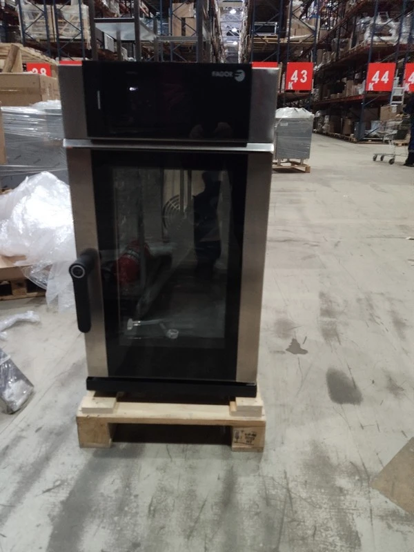 S01_Пароконвектомат FAGOR K-APW-101-E LW R K, электрический, бойлерный, 10 уровней
