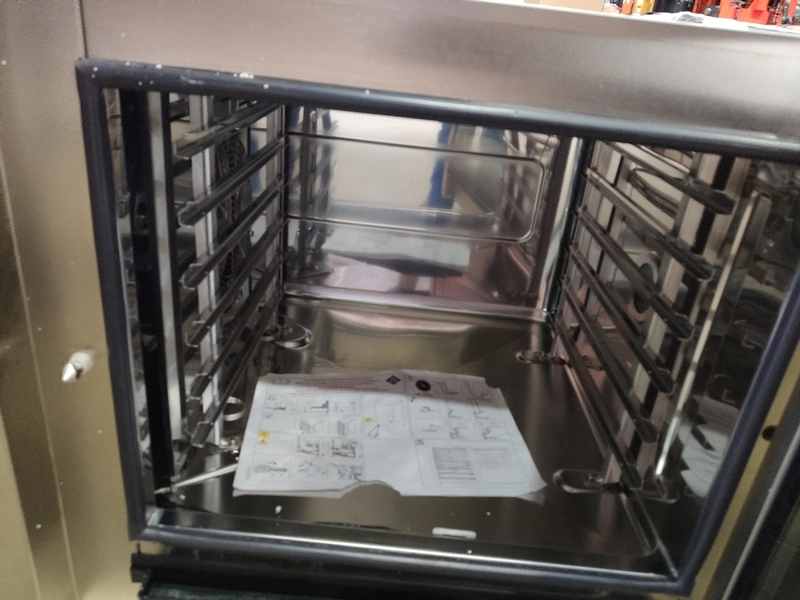 S02_MKN Пароконвектомат электр. серии FKE, мод. FKE061R_MP